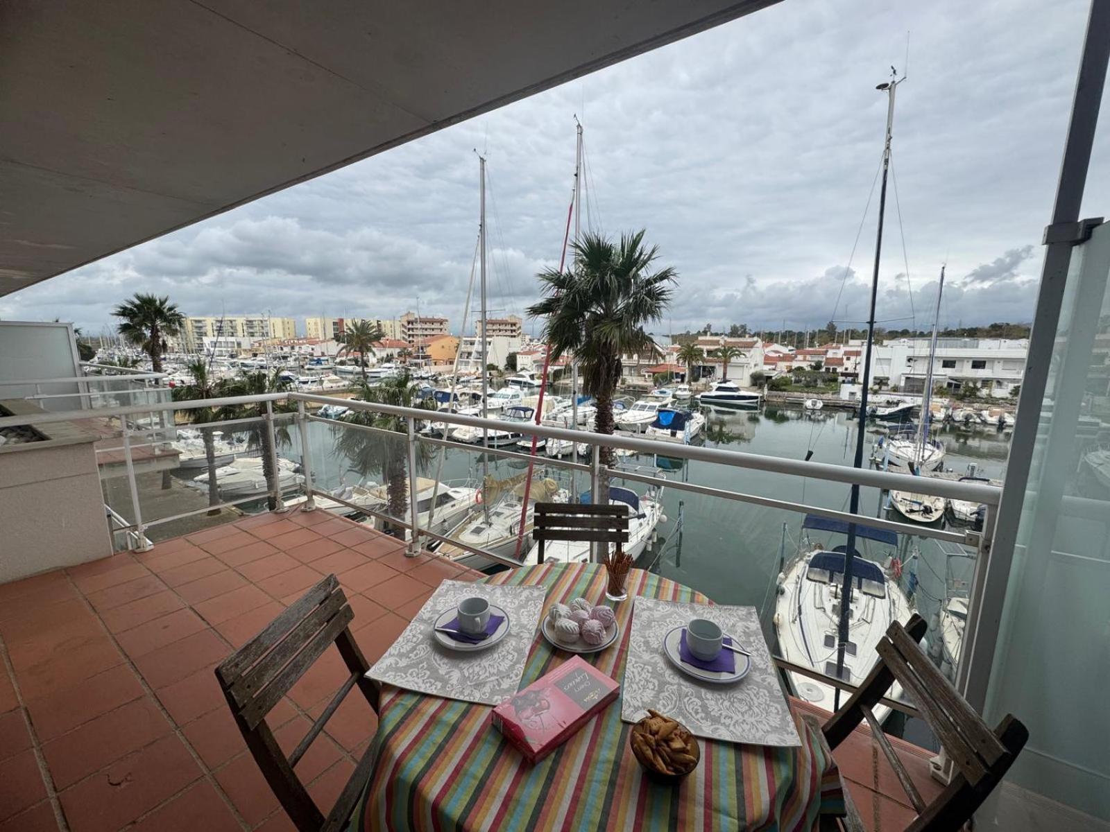 Appartement Con Plaza De Parking Y Piscina Comunitaria